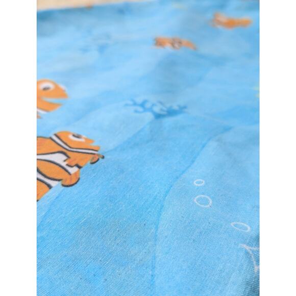 Vintage Disney Finding Nemo Twin Flat Sheet – 2000s Pixar Bedding, Marlin & Nemo - Picture 7 of 9